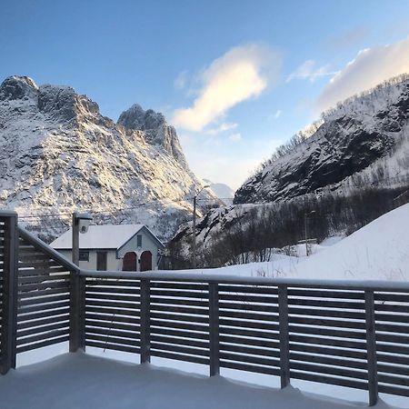 Segla Guesthouse - With View Of Fjord Fjordgard Kültér fotó