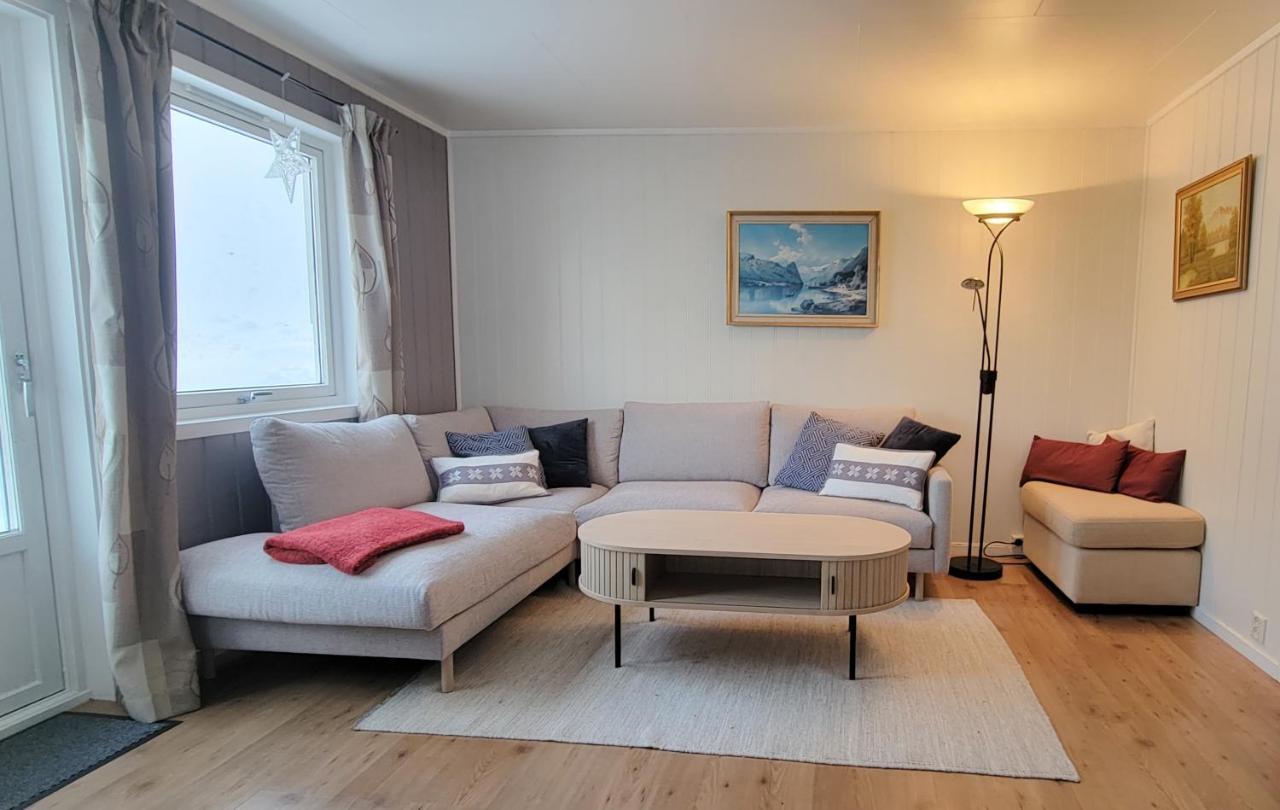 Segla Guesthouse - With View Of Fjord Fjordgard Kültér fotó