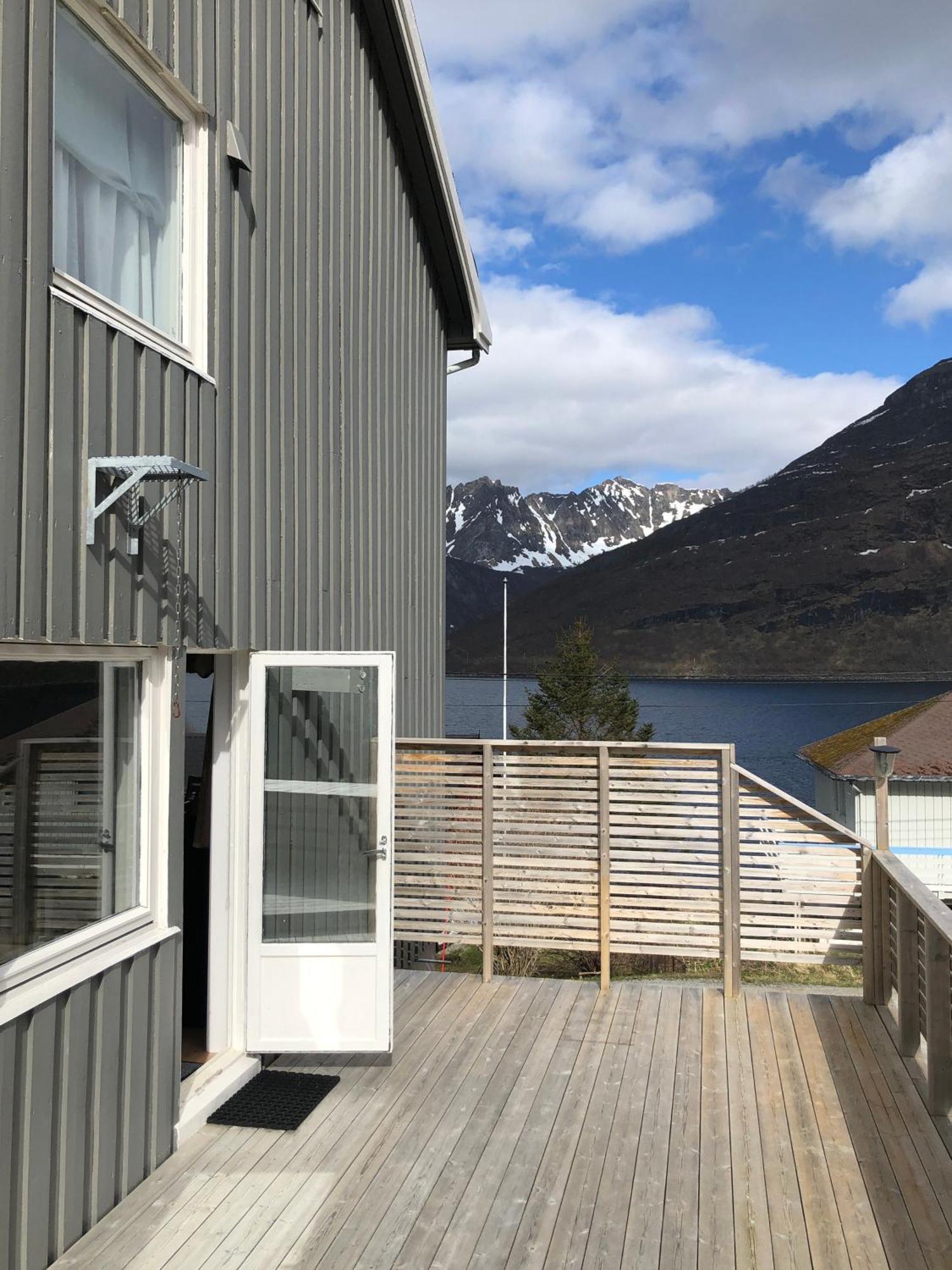 Segla Guesthouse - With View Of Fjord Fjordgard Kültér fotó